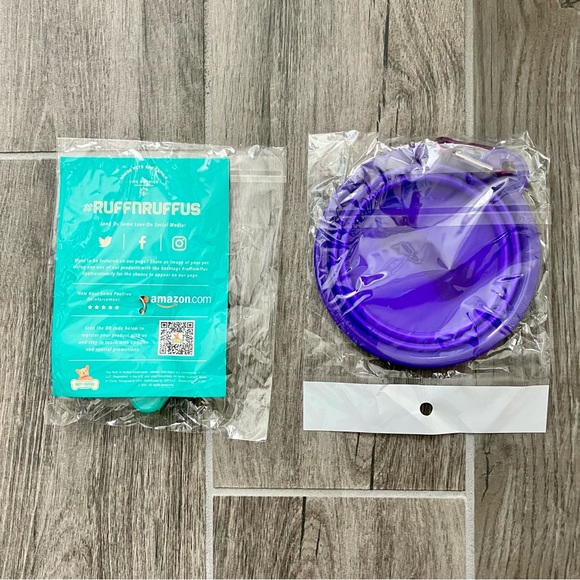 Ruff ‘N Ruffus Collapsable Food Water Bowl with Clip and Light Up Collar Charm - Picture 2 of 4